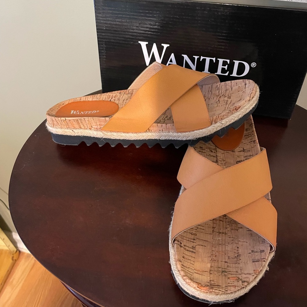 Sandals - Picture 2 of 4